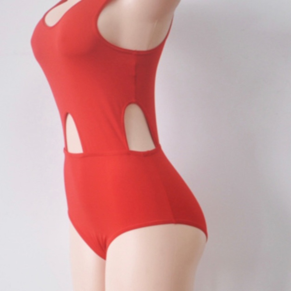 Red Solid Cute Cut Out Swimsuit